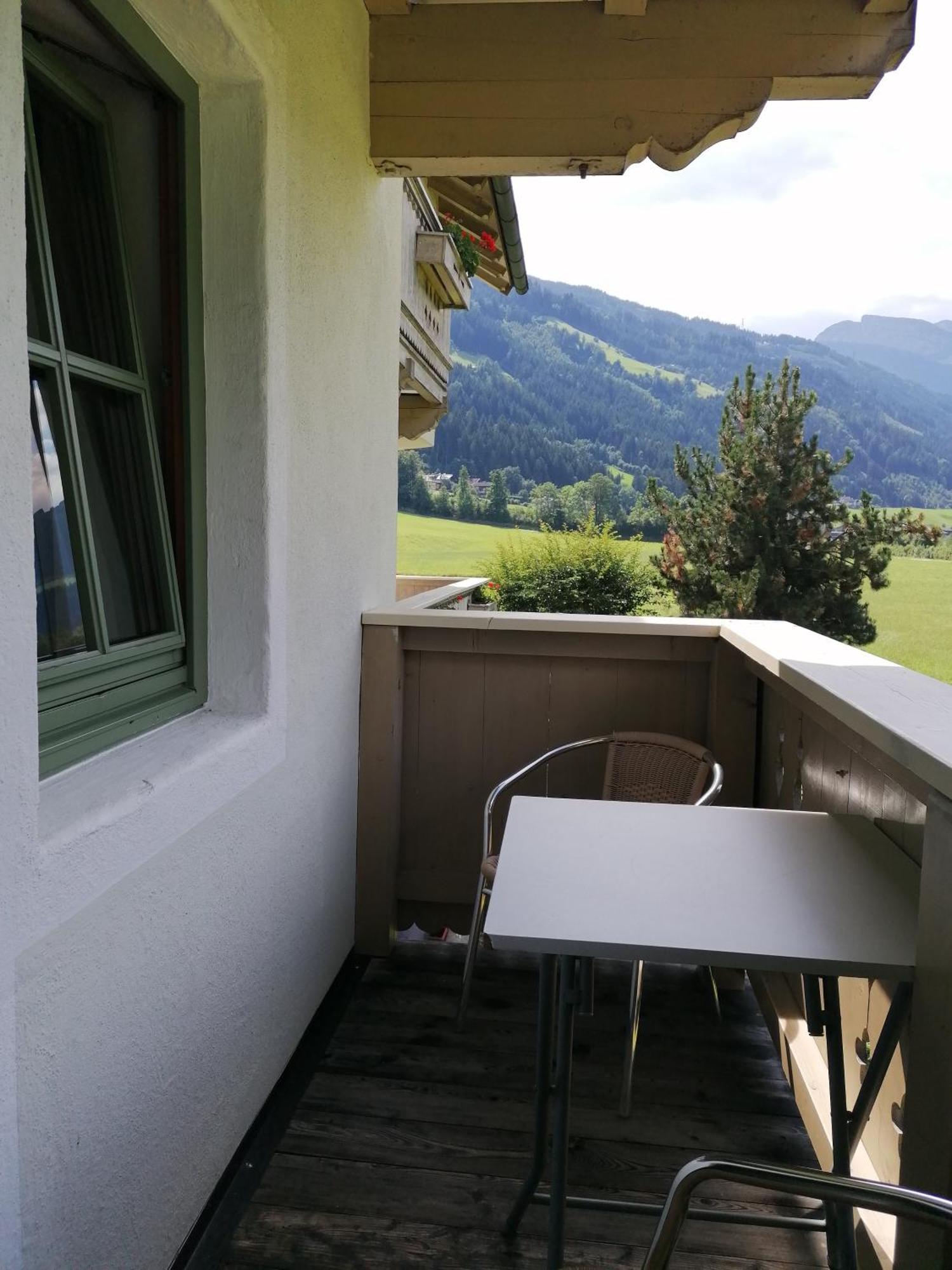 Appartements St. Leonhard Aschau Im Zillertal Ruang foto
